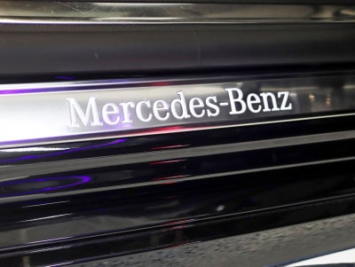 2022 Mercedes-Benz S 580 4MATIC® 3D Tech Pkg AMG® Sport 21in V Spoke Wheels Pano Nav Back Up Camera Loaded