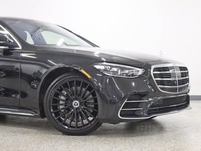 2022 Mercedes-Benz S 580 4MATIC® 3D Tech Pkg AMG® Sport 21in V Spoke Wheels Pano Nav Back Up Camera Loaded