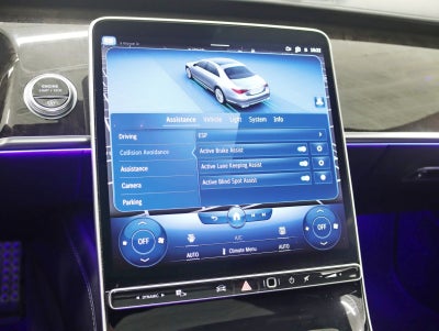 2022 Mercedes-Benz S 580 4MATIC® 3D Tech Pkg AMG® Sport 21in V Spoke Wheels Pano Nav Back Up Camera Loaded