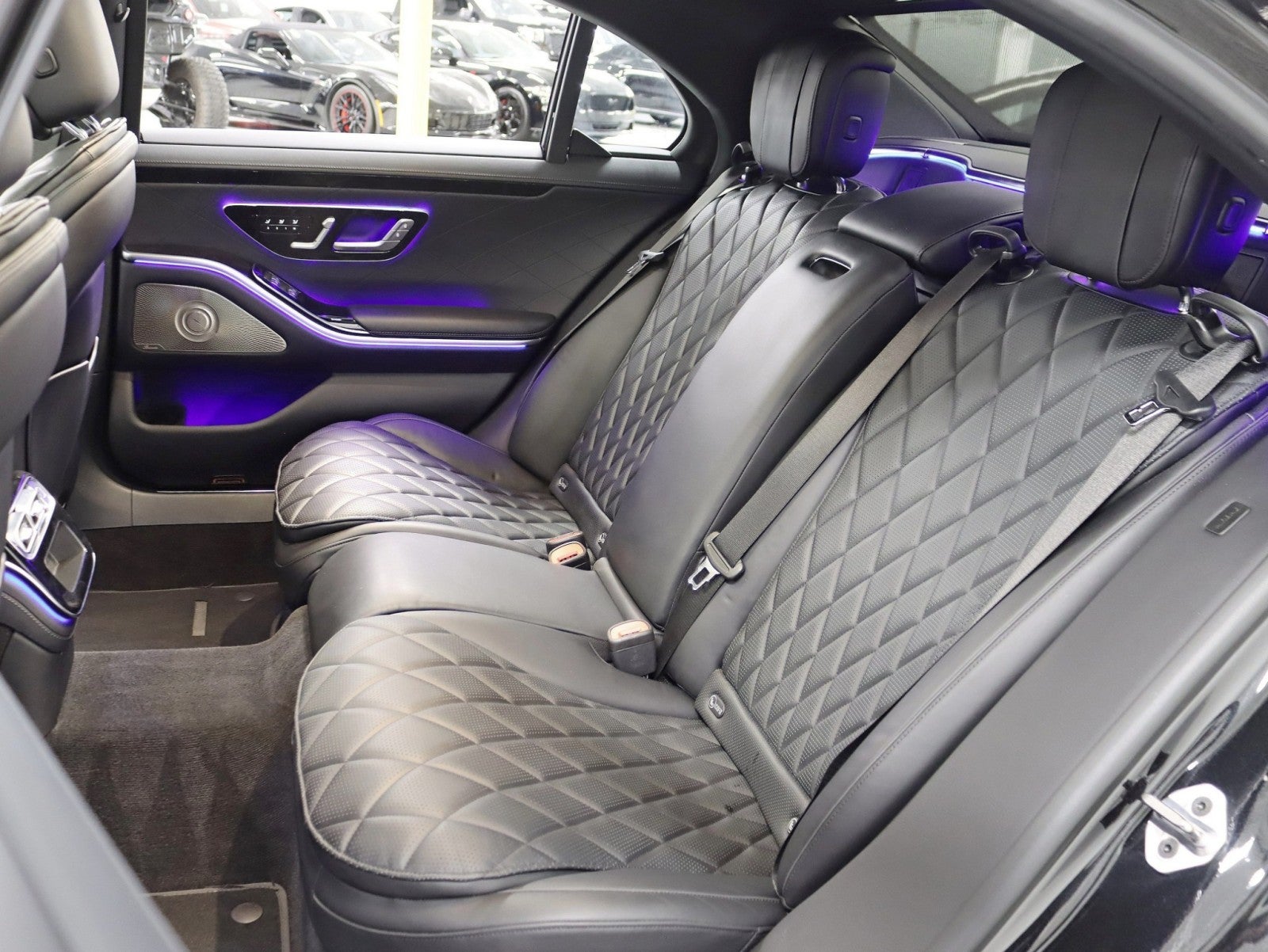 2022 Mercedes-Benz S 580 4MATIC® 3D Tech Pkg AMG® Sport 21in V Spoke Wheels Pano Nav Back Up Camera Loaded