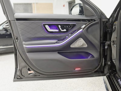 2022 Mercedes-Benz S 580 4MATIC® 3D Tech Pkg AMG® Sport 21in V Spoke Wheels Pano Nav Back Up Camera Loaded