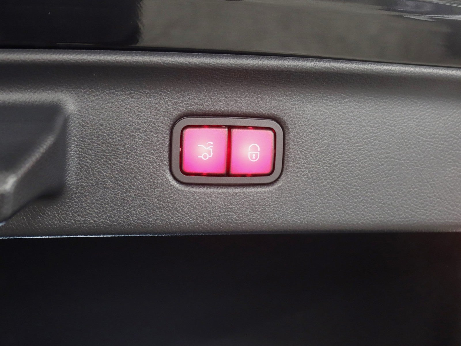 2022 Mercedes-Benz S 580 4MATIC® 3D Tech Pkg AMG® Sport 21in V Spoke Wheels Pano Nav Back Up Camera Loaded