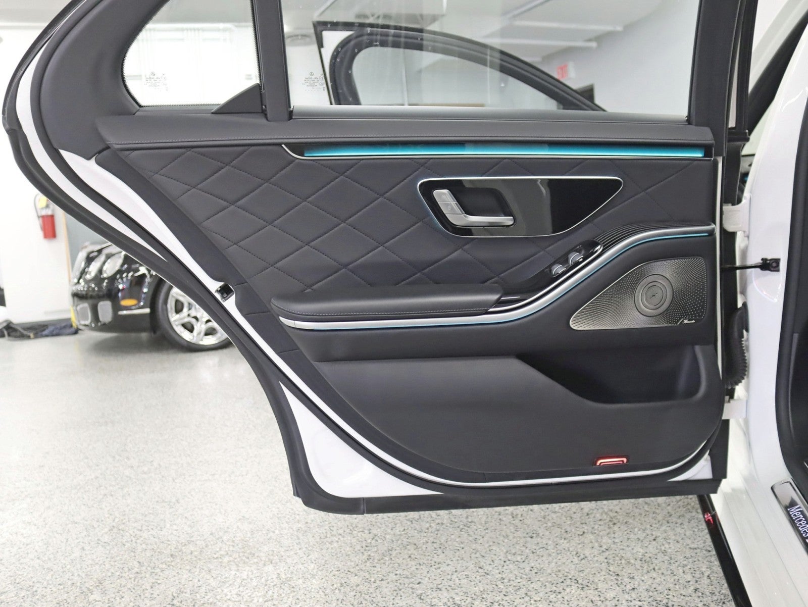 2021 Mercedes-Benz S580 4MATIC® 1 Owner AMG® Line Night Pkg Rear Axle Steering 21in AMG® V Wheels Loaded