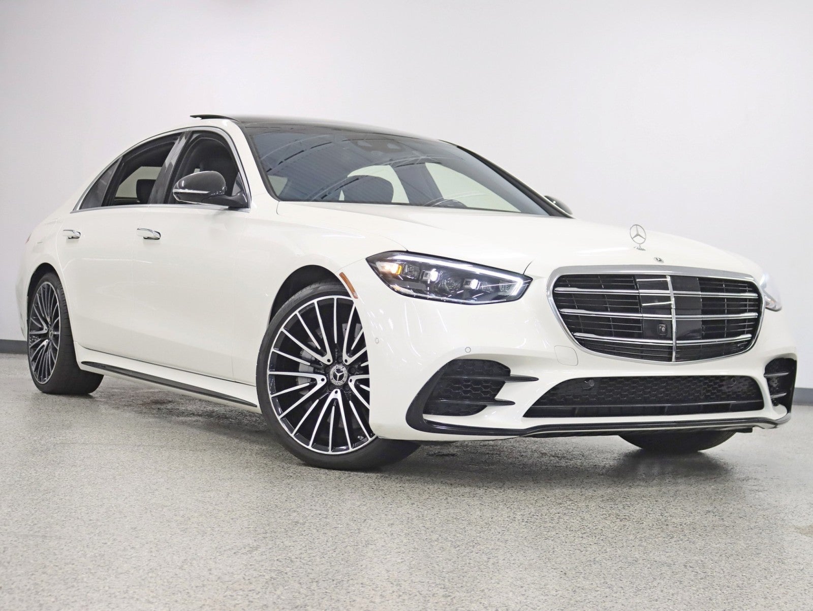 2021 Mercedes-Benz S580 4MATIC® 1 Owner AMG® Line Night Pkg Rear Axle Steering 21in AMG® V Wheels Loaded