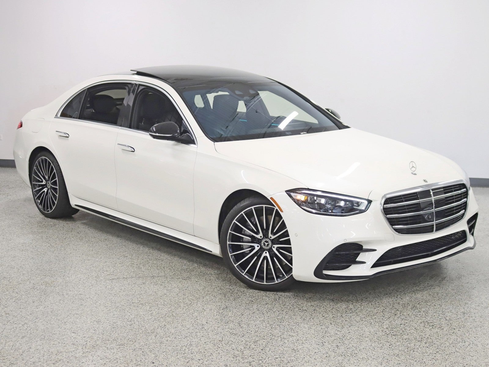 2021 Mercedes-Benz S580 4MATIC® 1 Owner AMG® Line Night Pkg Rear Axle Steering 21in AMG® V Wheels Loaded