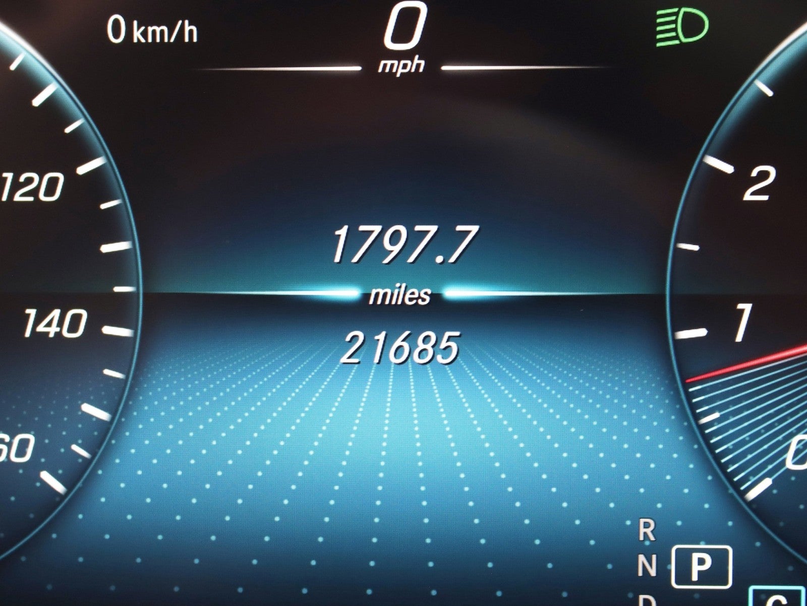 2022 Mercedes-Benz GLC 300 4MATIC® 2 Owner Pano Nav back Up Camera 12.3in Cluster Loaded