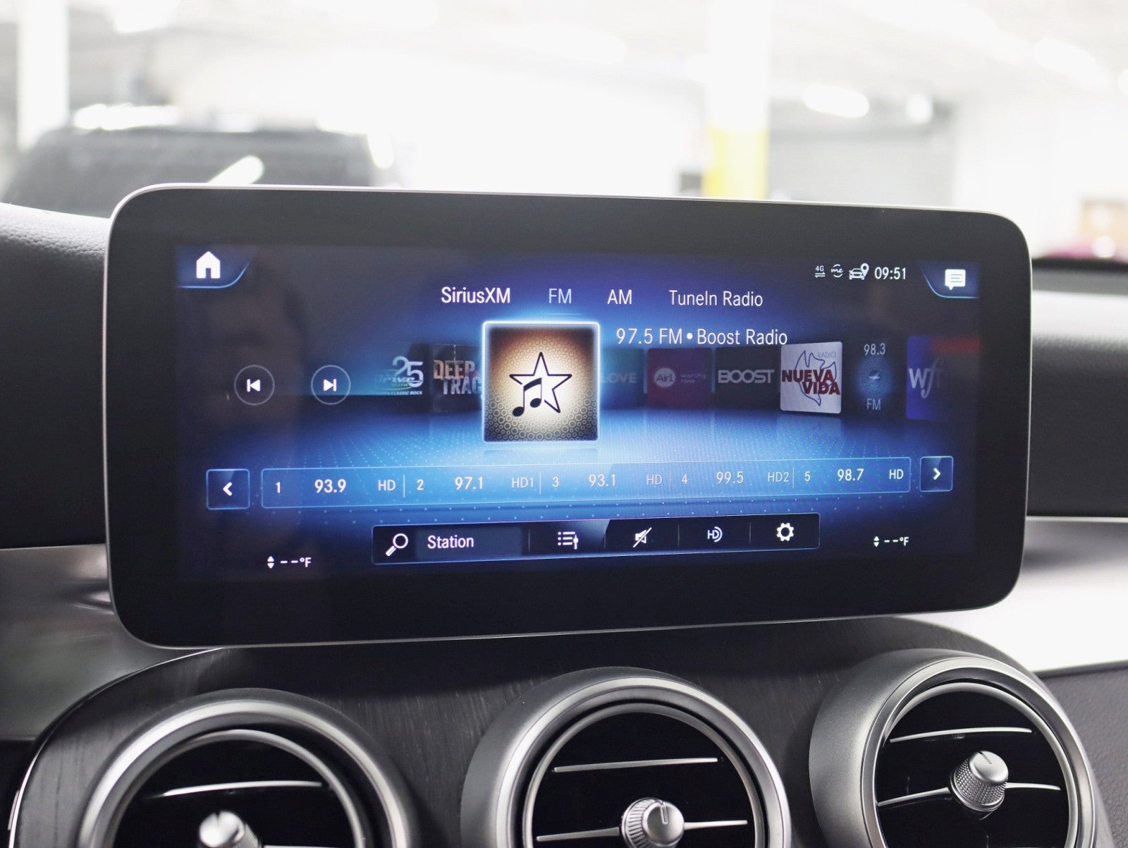 2022 Mercedes-Benz GLC 300 4MATIC® 2 Owner Pano Nav back Up Camera 12.3in Cluster Loaded