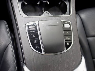 2022 Mercedes-Benz GLC 300 4MATIC® 2 Owner Pano Nav back Up Camera 12.3in Cluster Loaded
