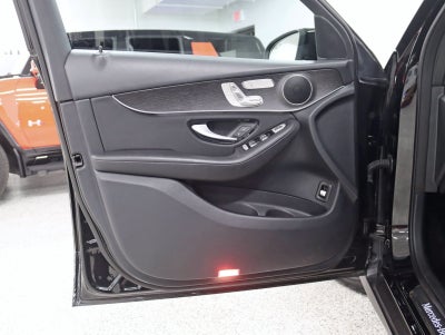 2022 Mercedes-Benz GLC 300 4MATIC® 2 Owner Pano Nav back Up Camera 12.3in Cluster Loaded
