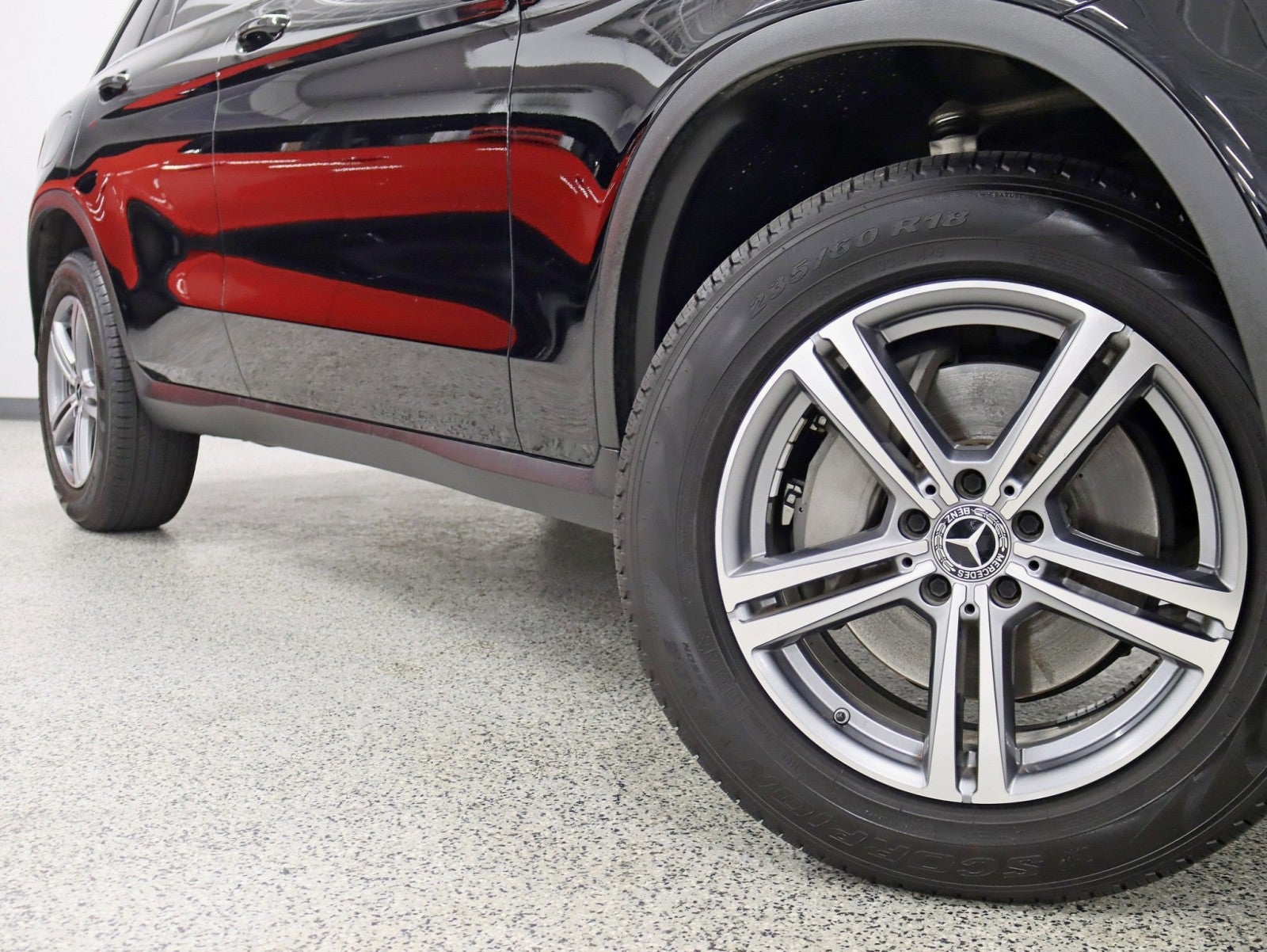 2022 Mercedes-Benz GLC 300 4MATIC® 2 Owner Pano Nav back Up Camera 12.3in Cluster Loaded