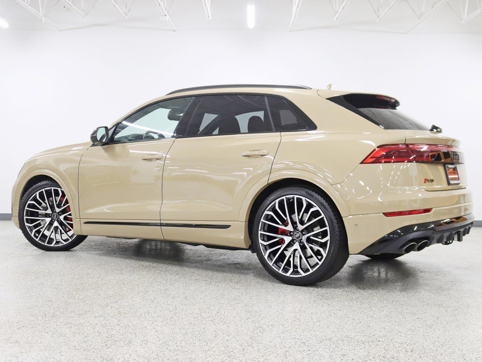 2025 Audi SQ8 Premium Plus 1 Owner 23in Wheel Pkg S Sport Pkg Executive Pkg Black optic Pkg Huge MSRP Over $113k