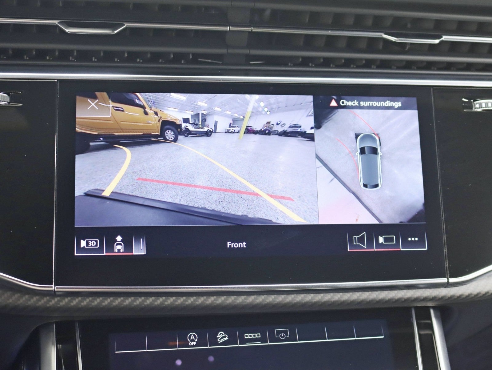 2025 Audi SQ8 Premium Plus 1 Owner 23in Wheel Pkg S Sport Pkg Executive Pkg Black optic Pkg Huge MSRP Over $113k