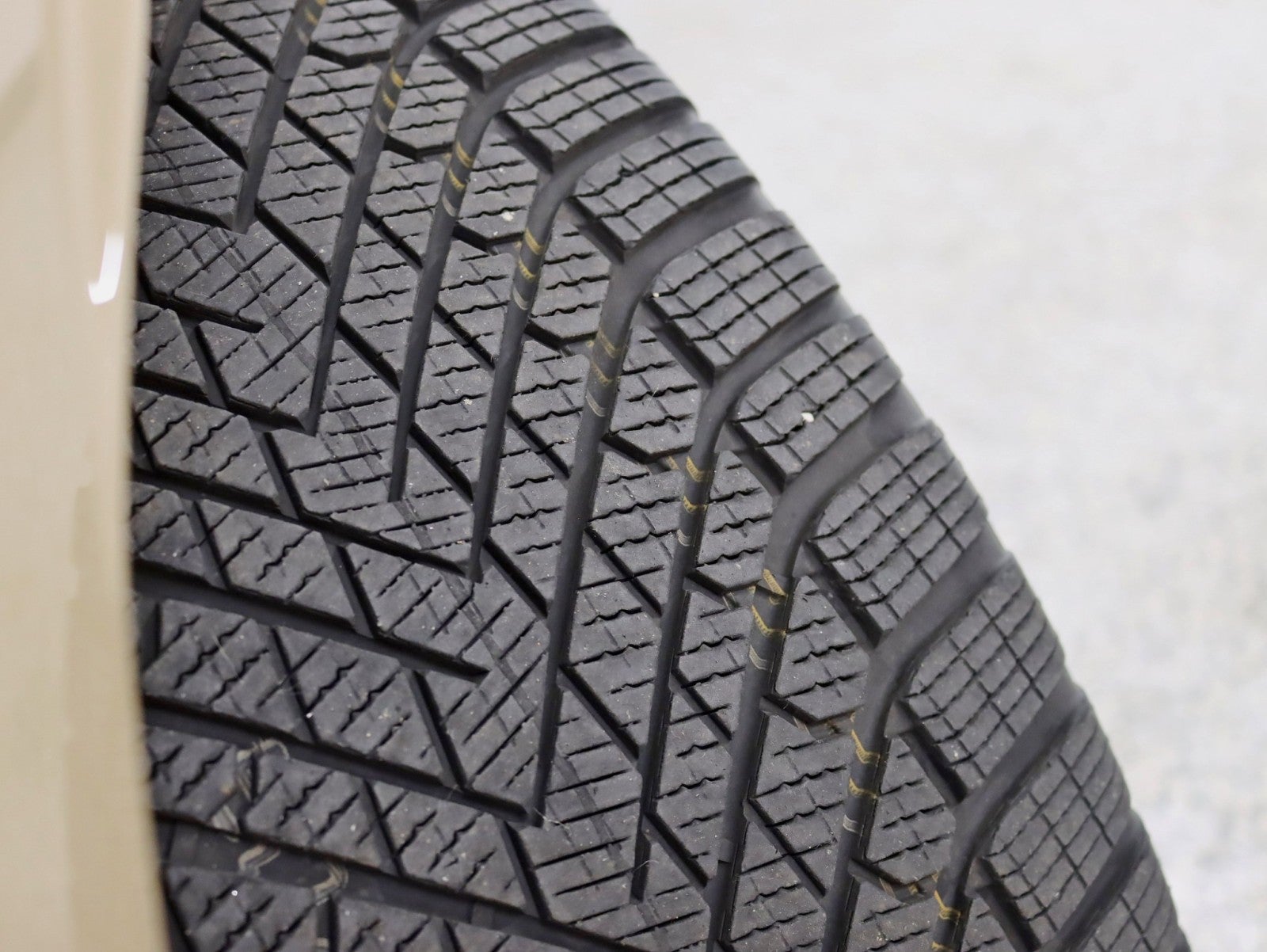 2025 Audi SQ8 Premium Plus 1 Owner 23in Wheel Pkg S Sport Pkg Executive Pkg Black optic Pkg Huge MSRP Over $113k