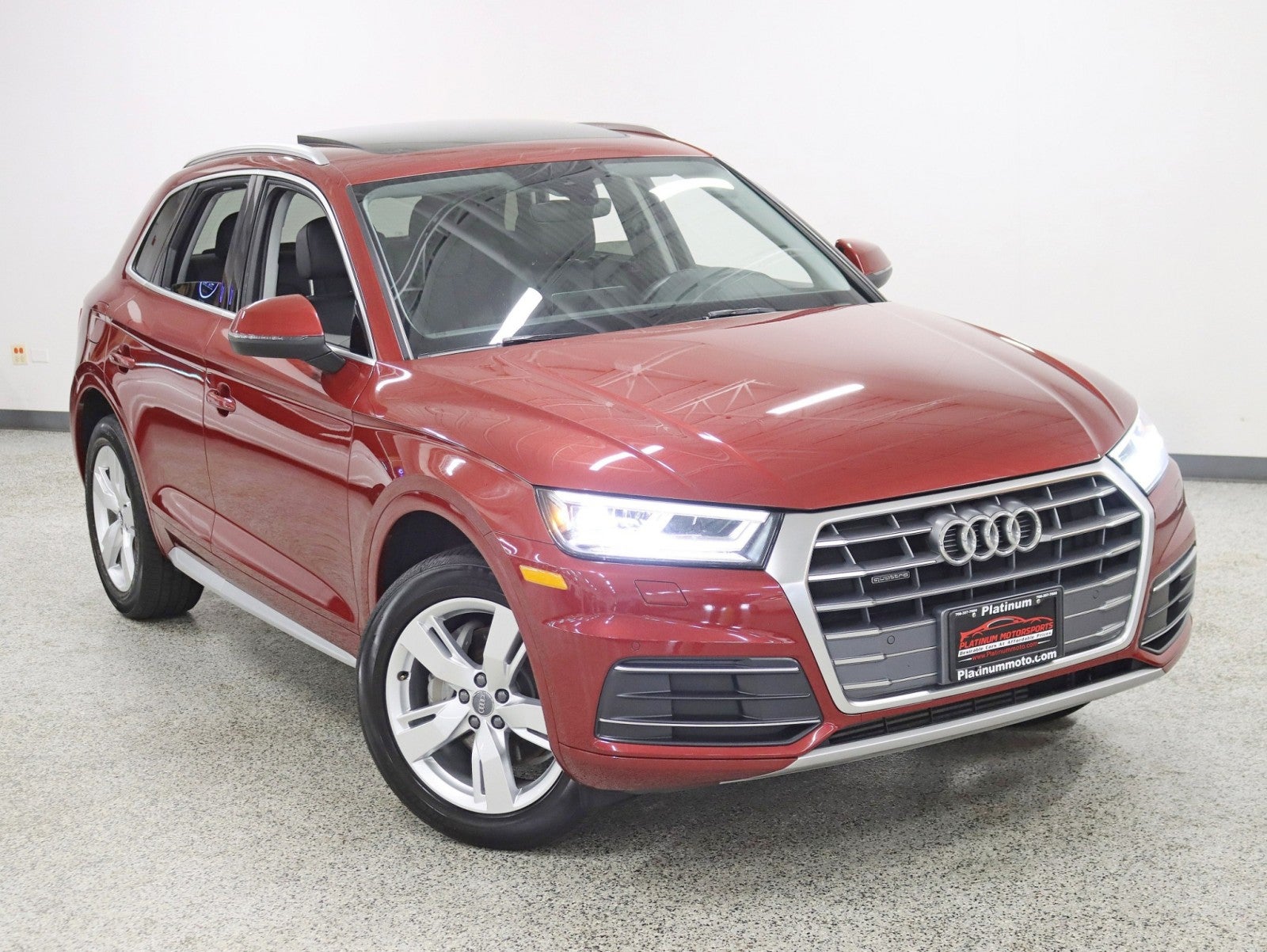 2018 Audi Q5 Premium Plus Nav Back up Camera Pano Leather Bang And Olufsen Sound Loaded