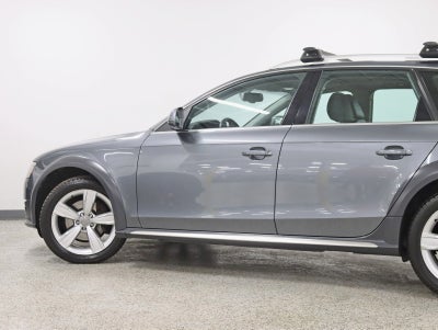 2013 Audi allroad Premium Plus AWD Navi Rear Camera Pano Roof Keyless Go Xenons