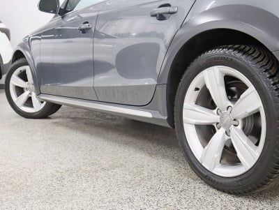 2013 Audi allroad Premium Plus AWD Navi Rear Camera Pano Roof Keyless Go Xenons