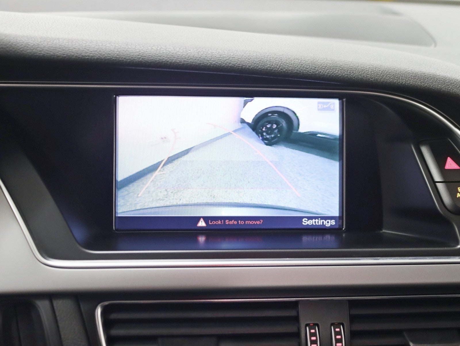 2013 Audi allroad Premium Plus AWD Navi Rear Camera Pano Roof Keyless Go Xenons