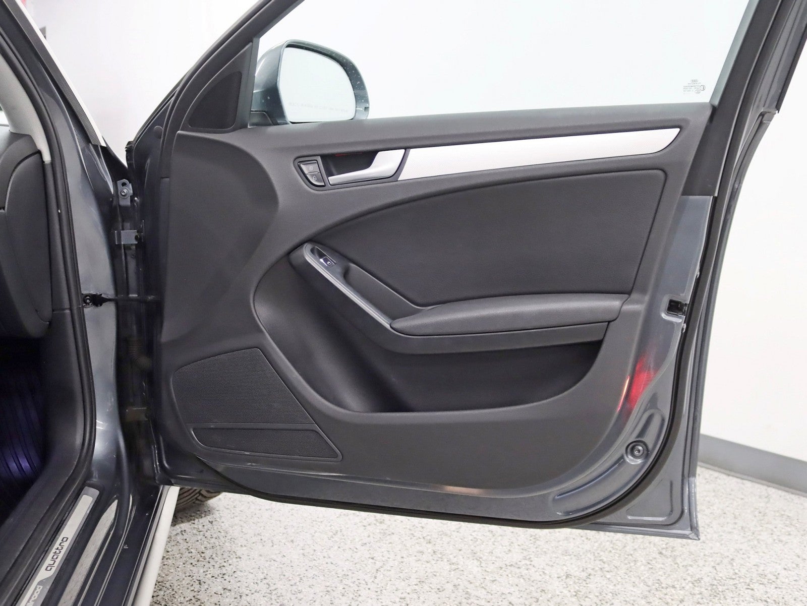 2013 Audi allroad Premium Plus AWD Navi Rear Camera Pano Roof Keyless Go Xenons