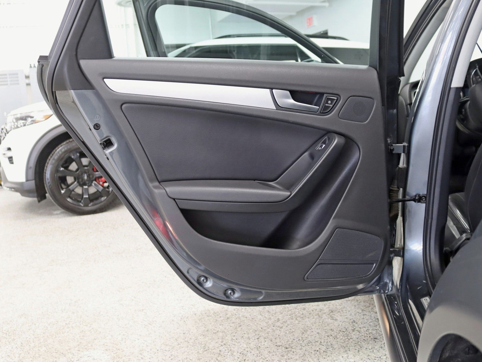 2013 Audi allroad Premium Plus AWD Navi Rear Camera Pano Roof Keyless Go Xenons