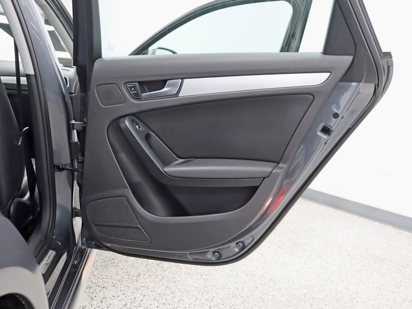 2013 Audi allroad Premium Plus AWD Navi Rear Camera Pano Roof Keyless Go Xenons