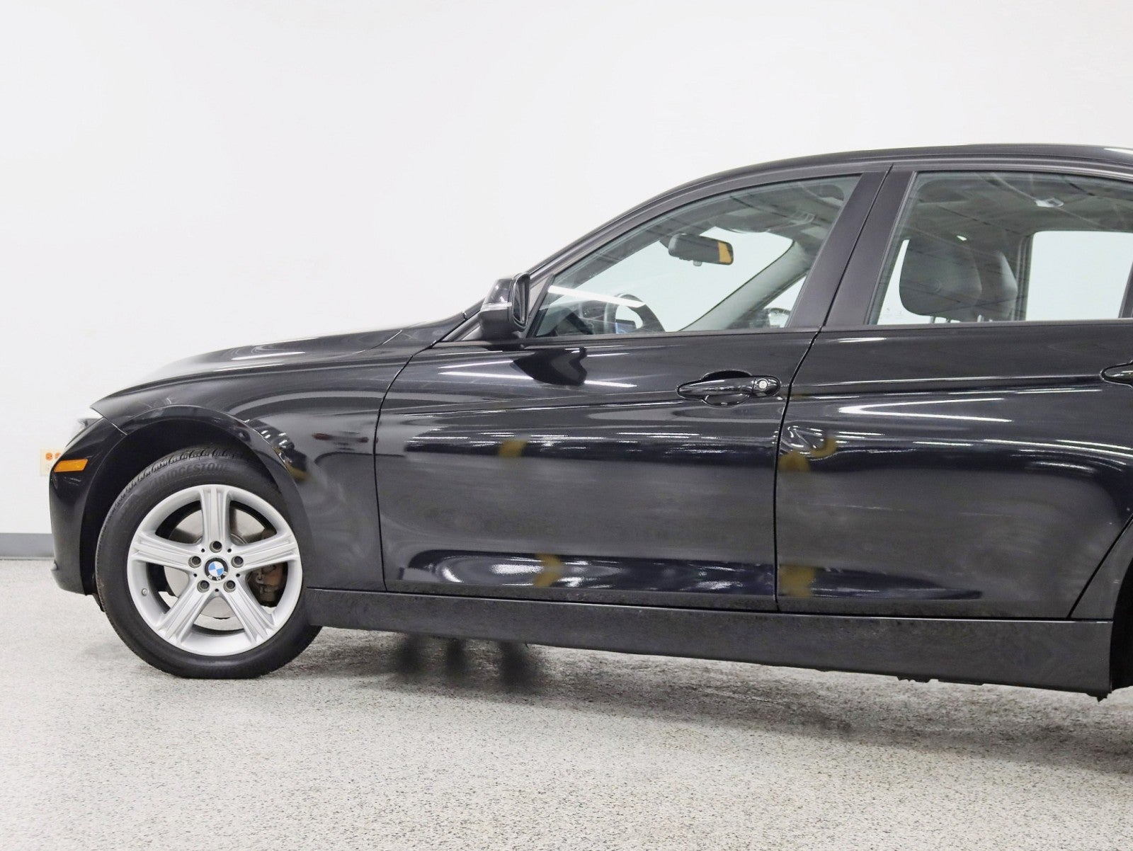 2015 BMW 328i xDrive 2 Owner Tech Pkg Premium Pkg Driver Assist Cold Weather Pkg Loaded