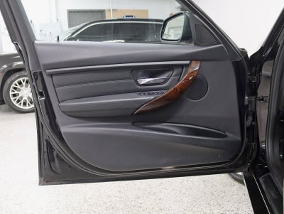 2015 BMW 328i xDrive 2 Owner Tech Pkg Premium Pkg Driver Assist Cold Weather Pkg Loaded