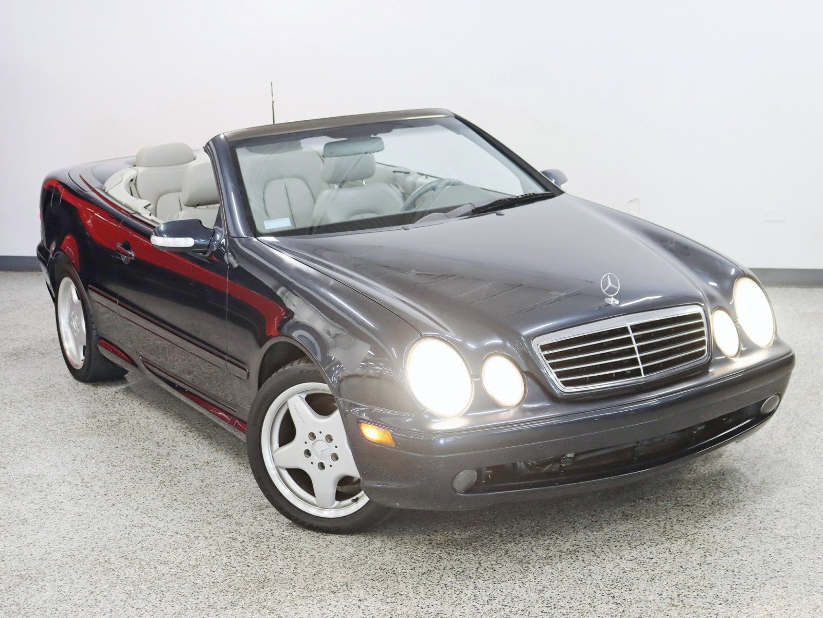 2001 Mercedes-Benz CLK 430 Convertible Base