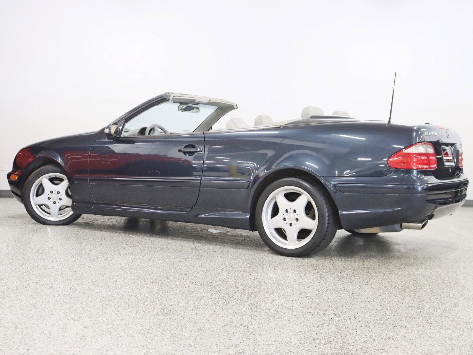 2001 Mercedes-Benz CLK 430 Convertible Base