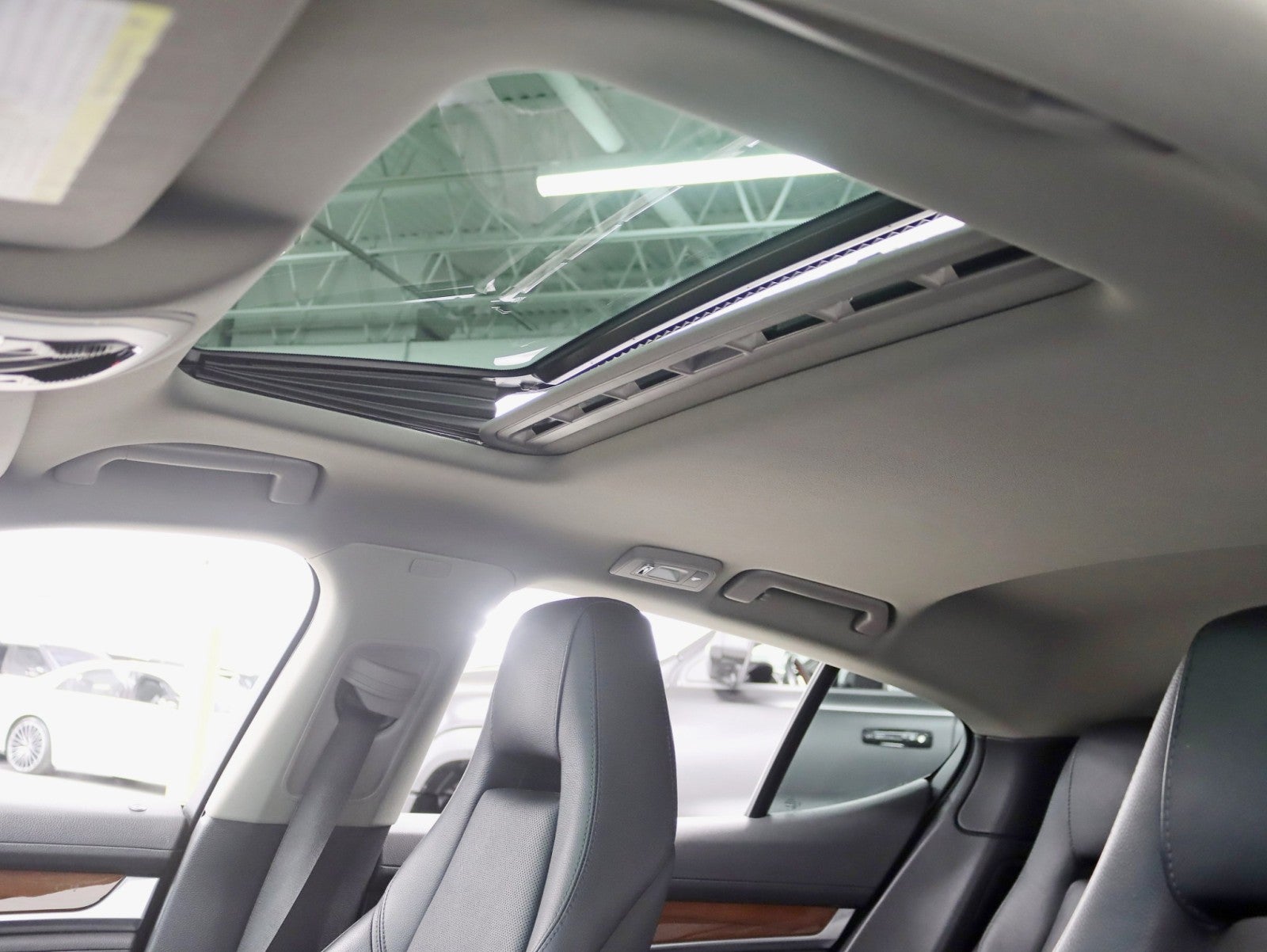 2011 Porsche Panamera S 24in Vellano's Big Screen Custom Stereo Fully Loaded