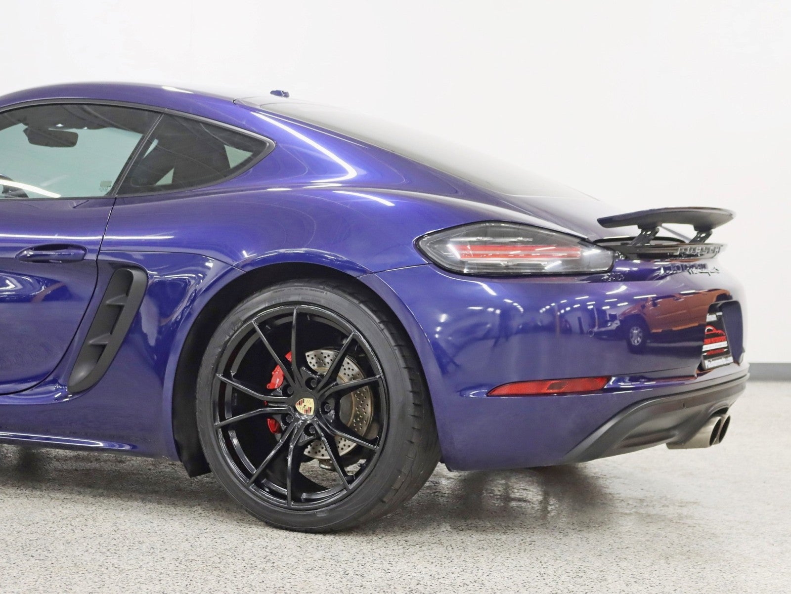 2022 Porsche 718 Cayman S 1 Owner PDK Premium Pkg Sport Chrono Pkg Sport Seats Loaded