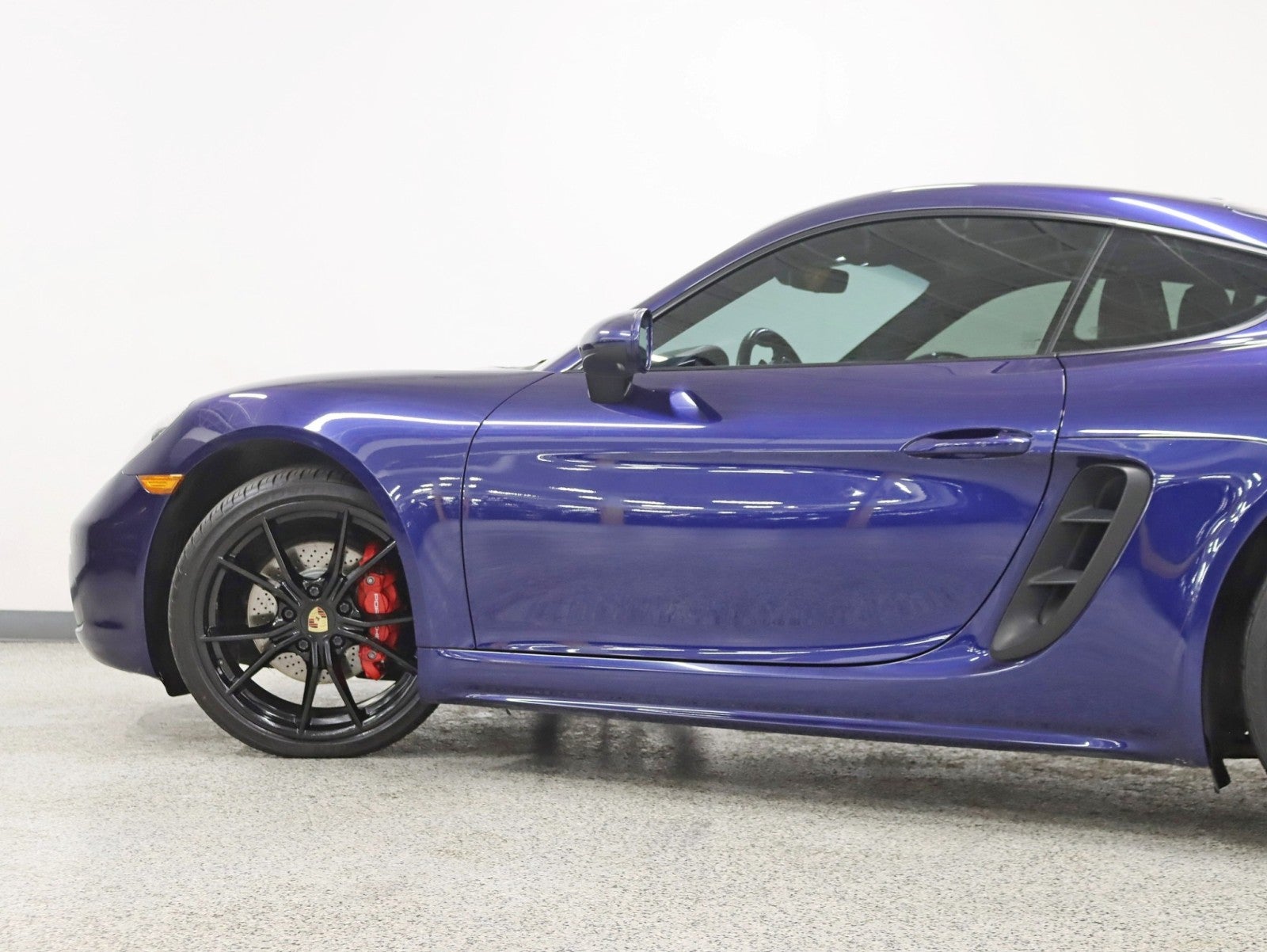 2022 Porsche 718 Cayman S 1 Owner PDK Premium Pkg Sport Chrono Pkg Sport Seats Loaded