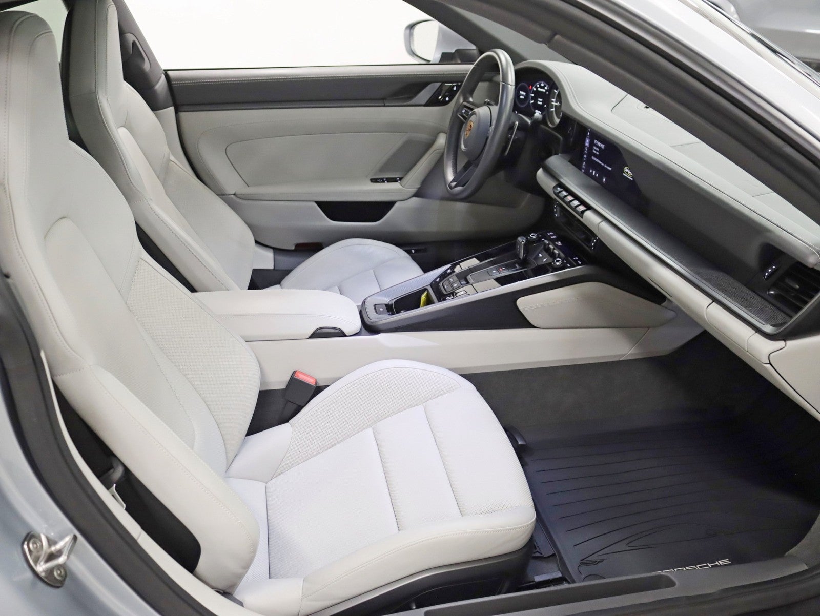 2020 Porsche 911 Carrera 4S 2 Owner Only 4k Miles Roof Rear Axle Steering Carfax Certified Loaded