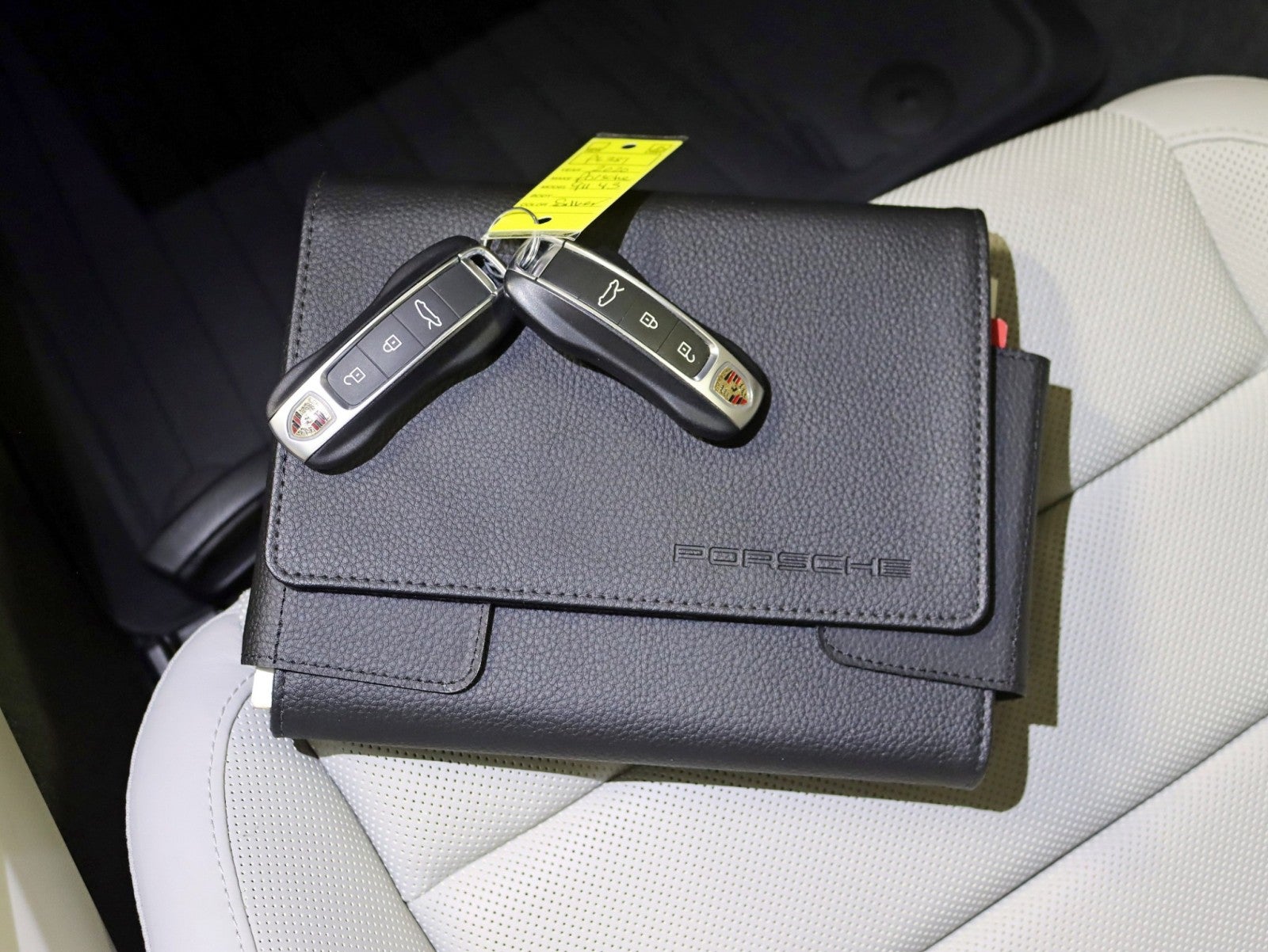 2020 Porsche 911 Carrera 4S 2 Owner Only 4k Miles Roof Rear Axle Steering Carfax Certified Loaded