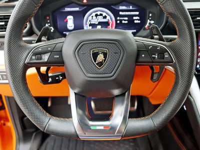 2021 Lamborghini Urus Pearl Capsule Pearl Capsule