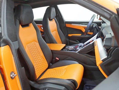 2021 Lamborghini Urus Pearl Capsule Pearl Capsule