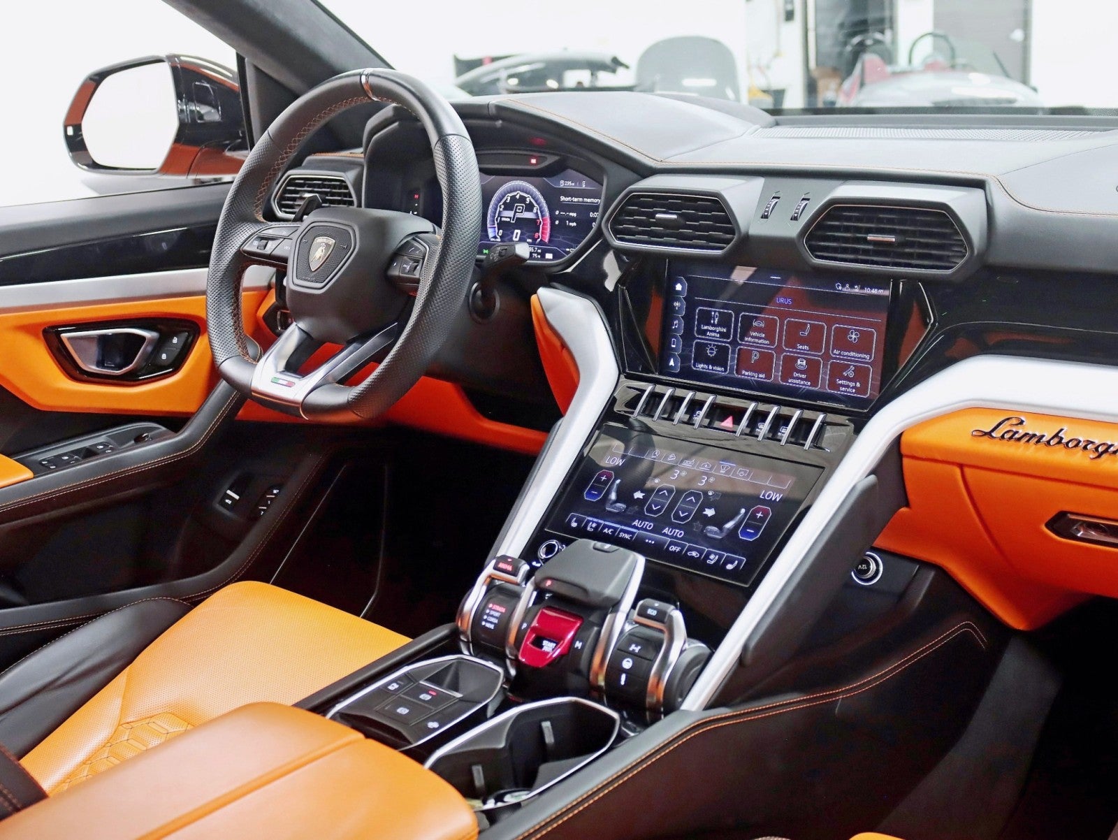 2021 Lamborghini Urus Pearl Capsule Pearl Capsule