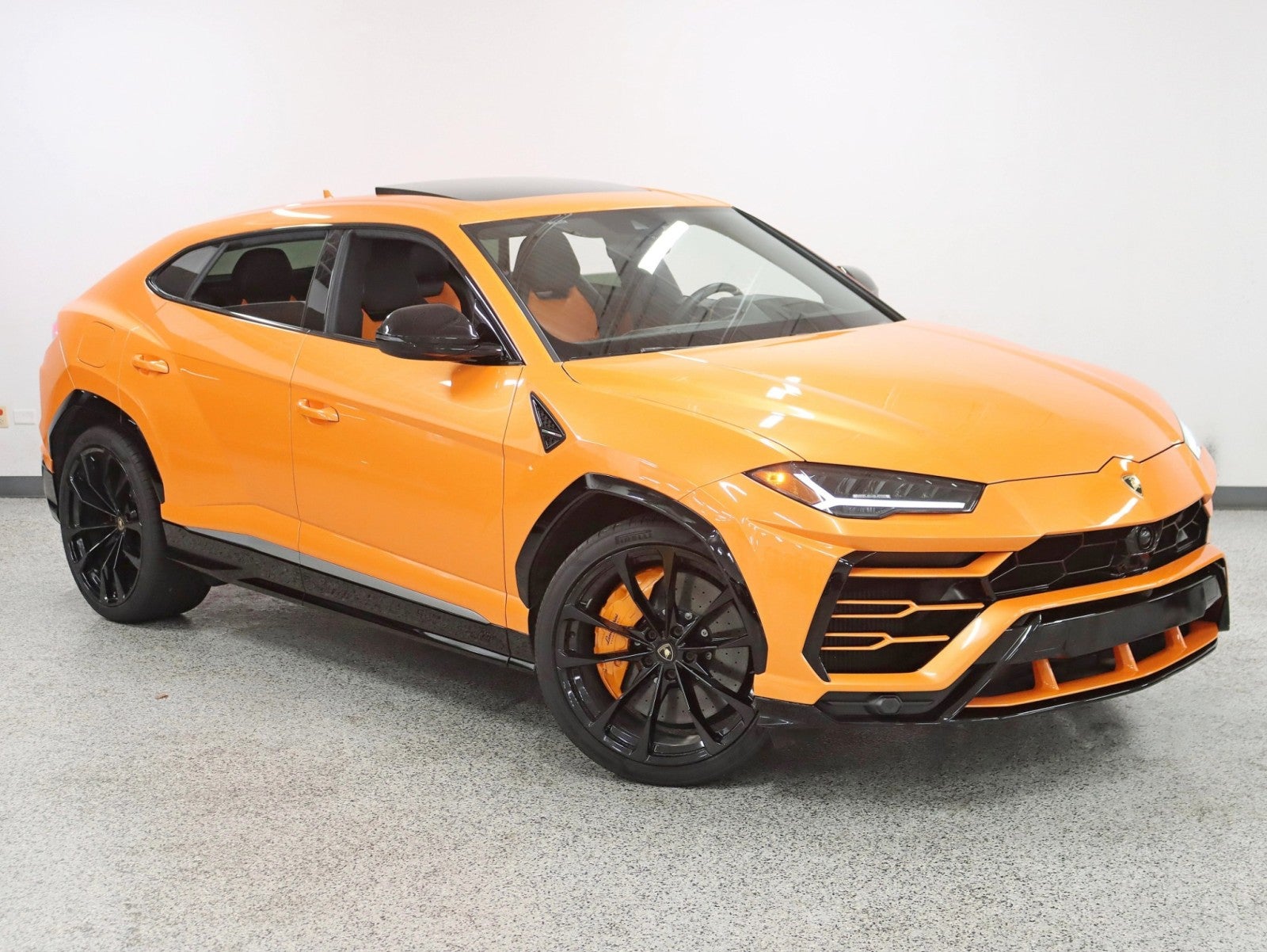 2021 Lamborghini Urus Pearl Capsule Pearl Capsule