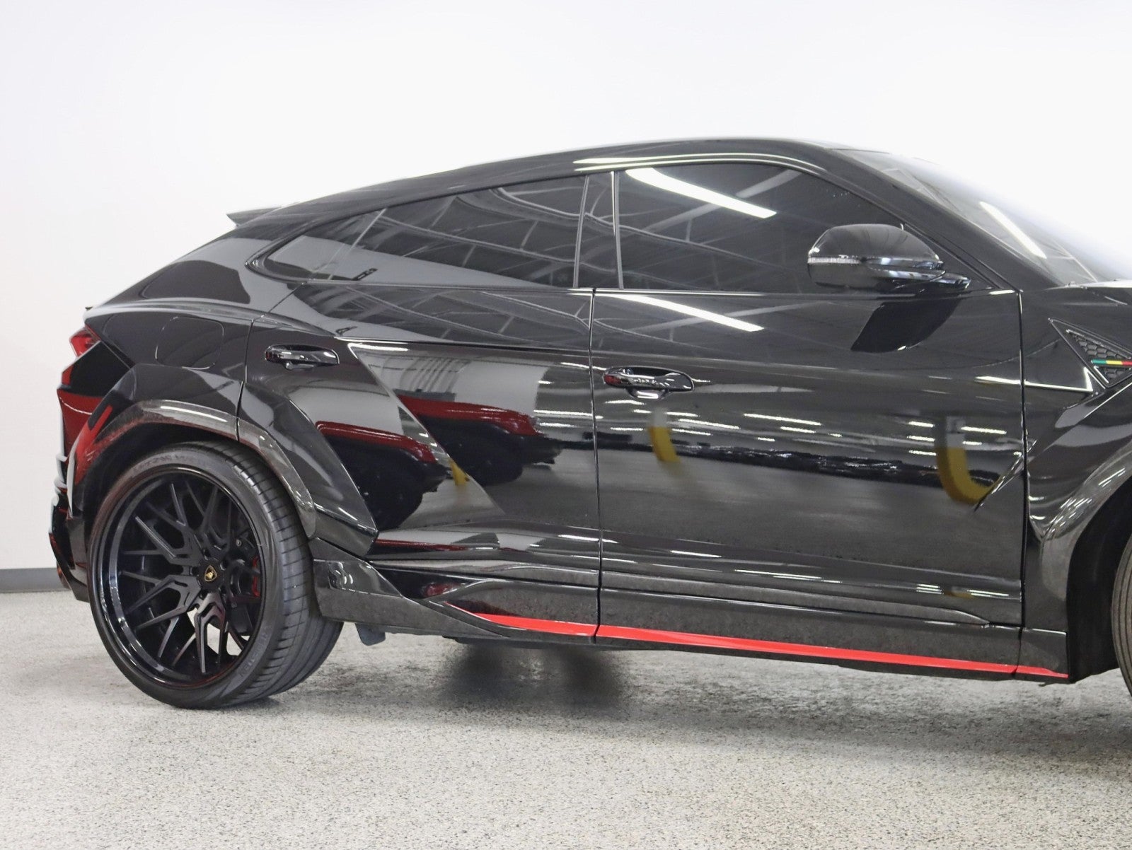 2022 Lamborghini Urus 1016 Carbon Widebody 24in Velos Wheels Rear TV's Custom Stereo Fully Loaded