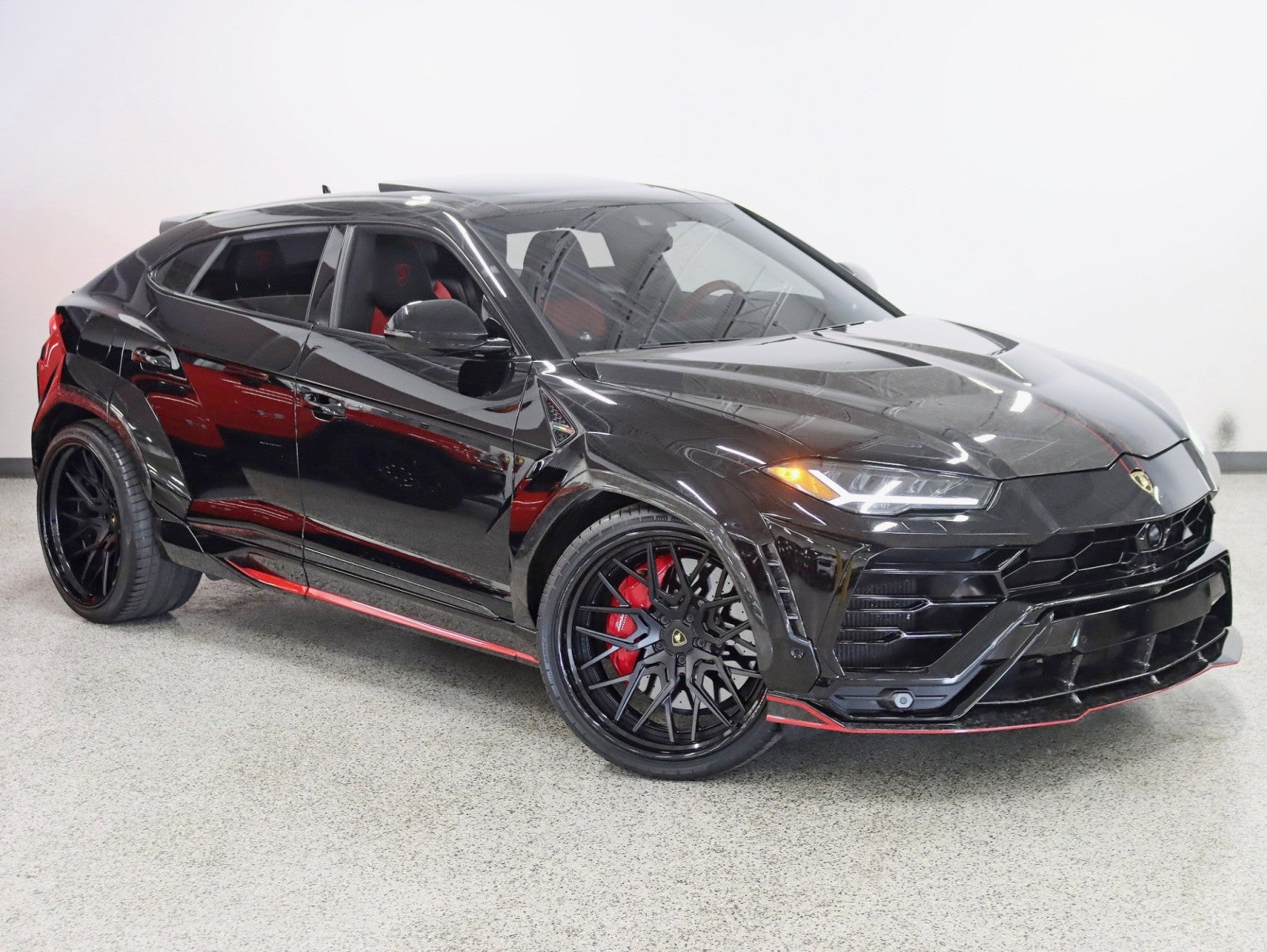 2022 Lamborghini Urus 1016 Carbon Widebody 24in Velos Wheels Rear TV's Custom Stereo Fully Loaded