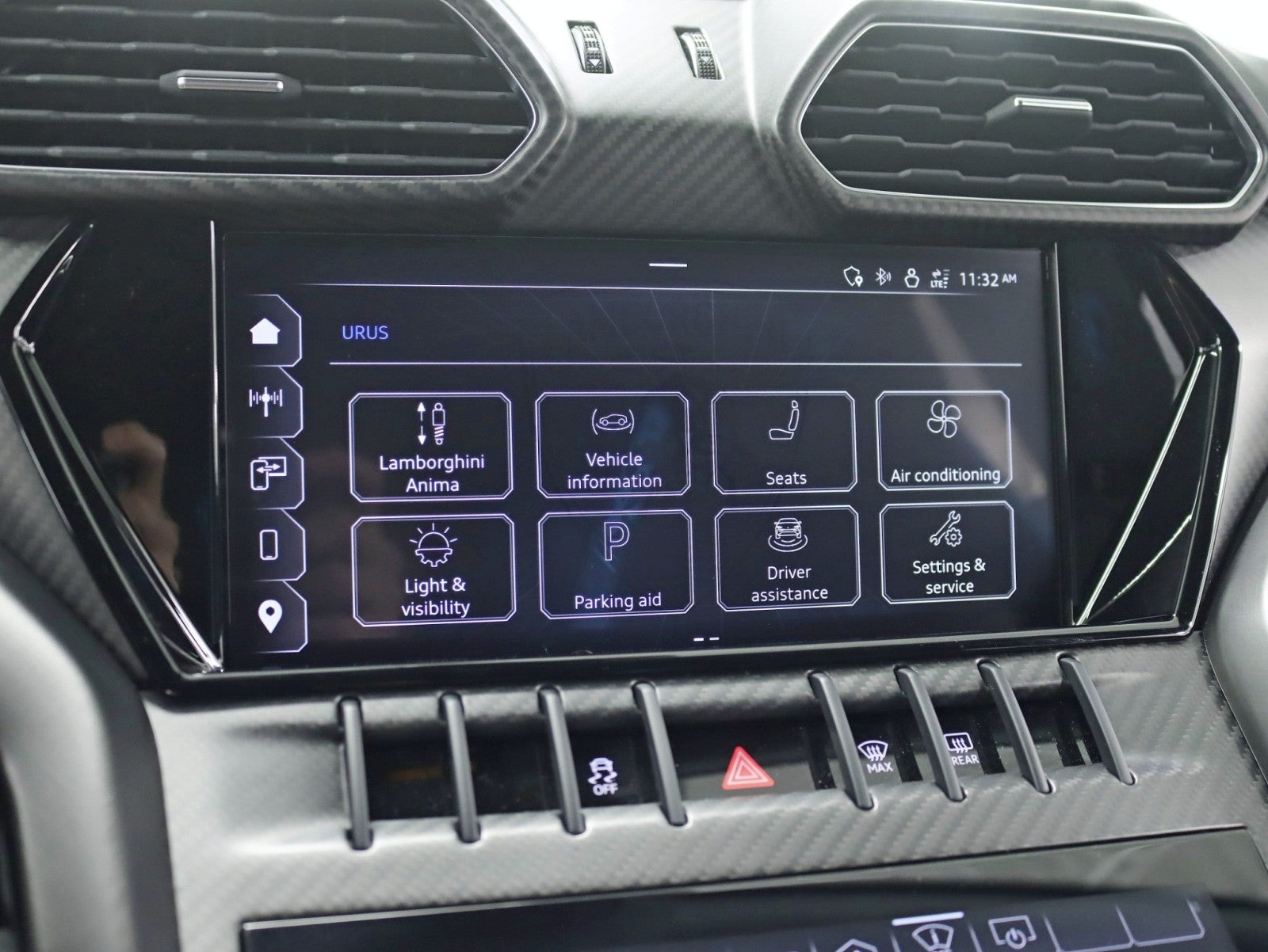 2023 Lamborghini Urus Full PPF/Performante Carbon Interior/Exterior Pkg Rear TV's Night Vision 4-Place Seat B&O Sound