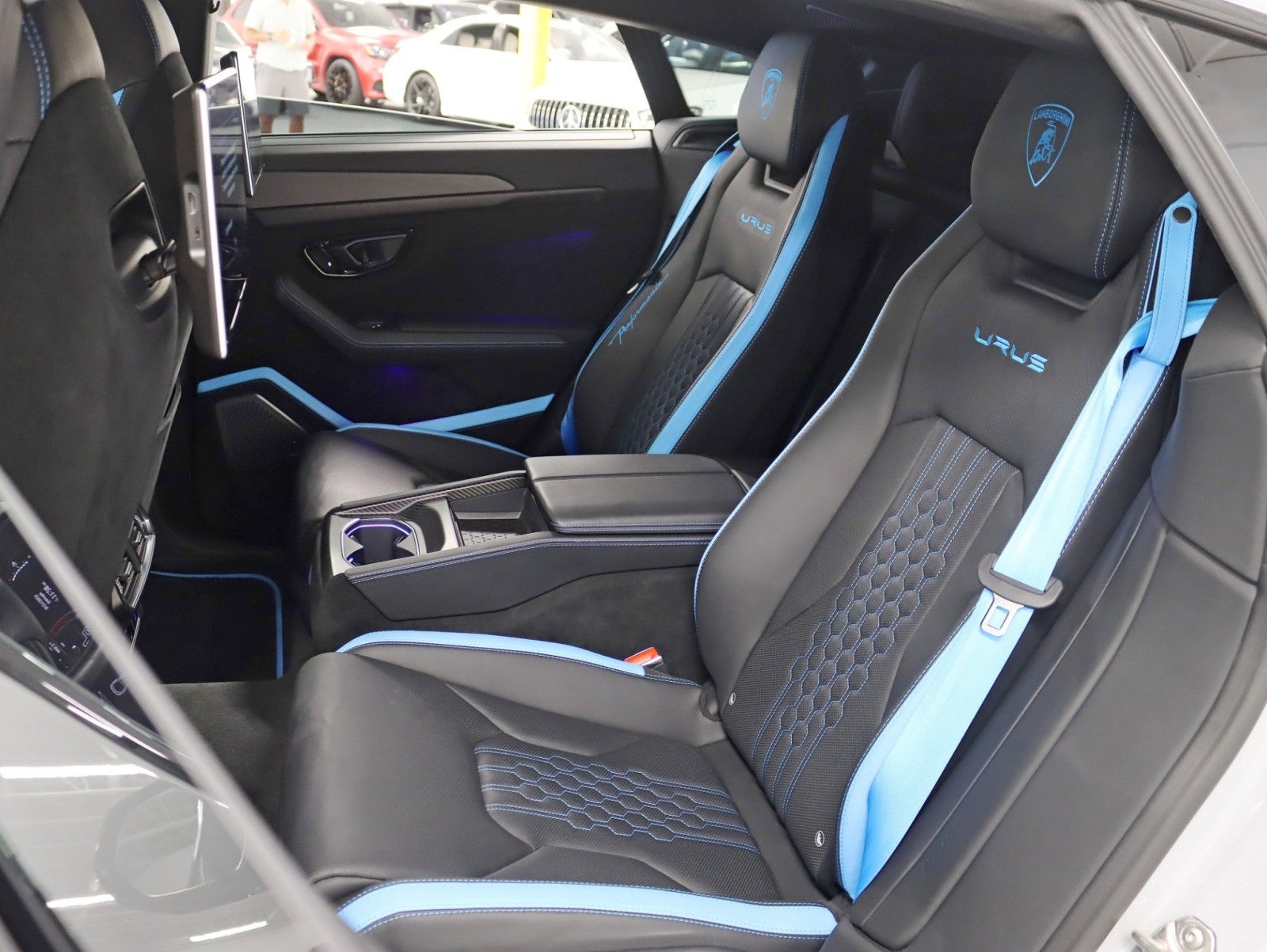 2023 Lamborghini Urus Full PPF/Performante Carbon Interior/Exterior Pkg Rear TV's Night Vision 4-Place Seat B&O Sound